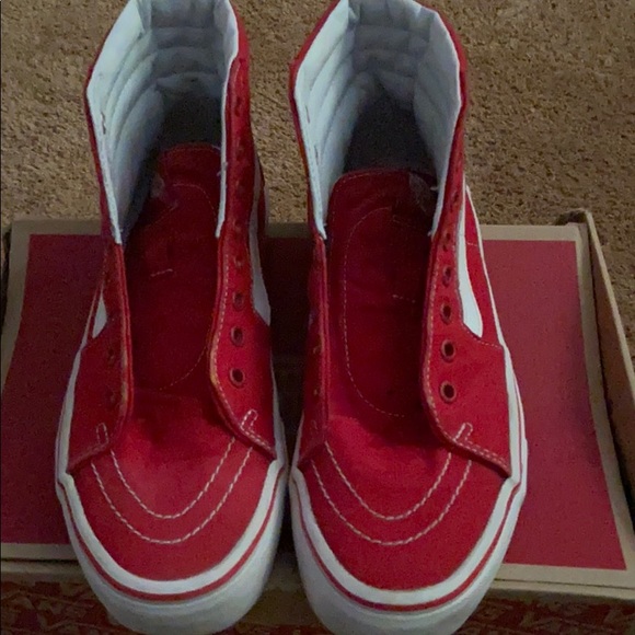 Vans - Picture 2 of 3